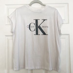 Calvin Klein Monogram Box T-Shirt Size Large